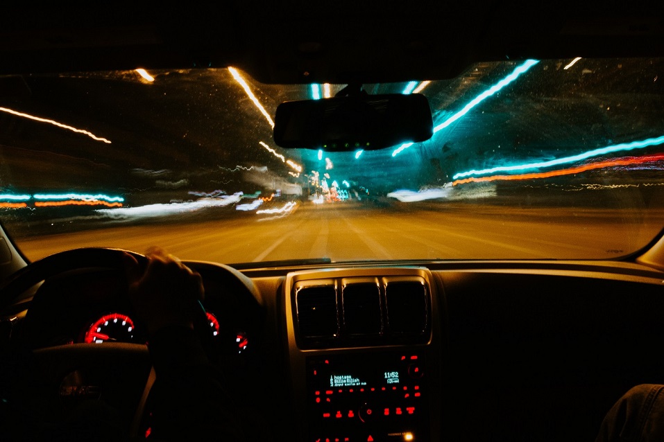 防御性駕駛之夜間行車(chē)安全.jpg
